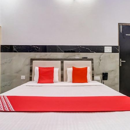 Oyo Flagship 83121 Hotel Rose Vip Sahāranpur Exterior photo
