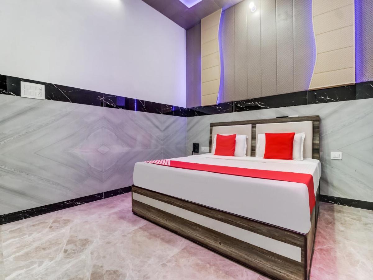 Oyo Flagship 83121 Hotel Rose Vip Sahāranpur Exterior photo