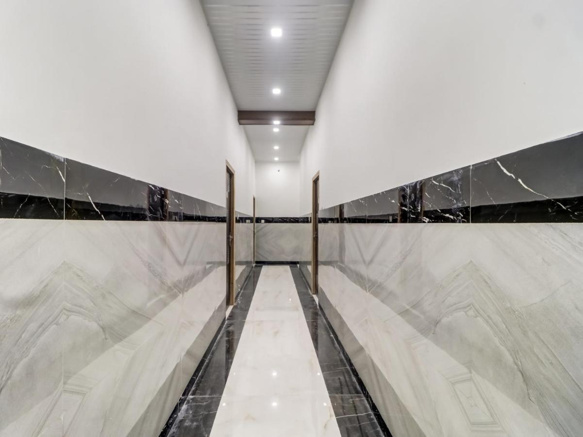 Oyo Flagship 83121 Hotel Rose Vip Sahāranpur Exterior photo