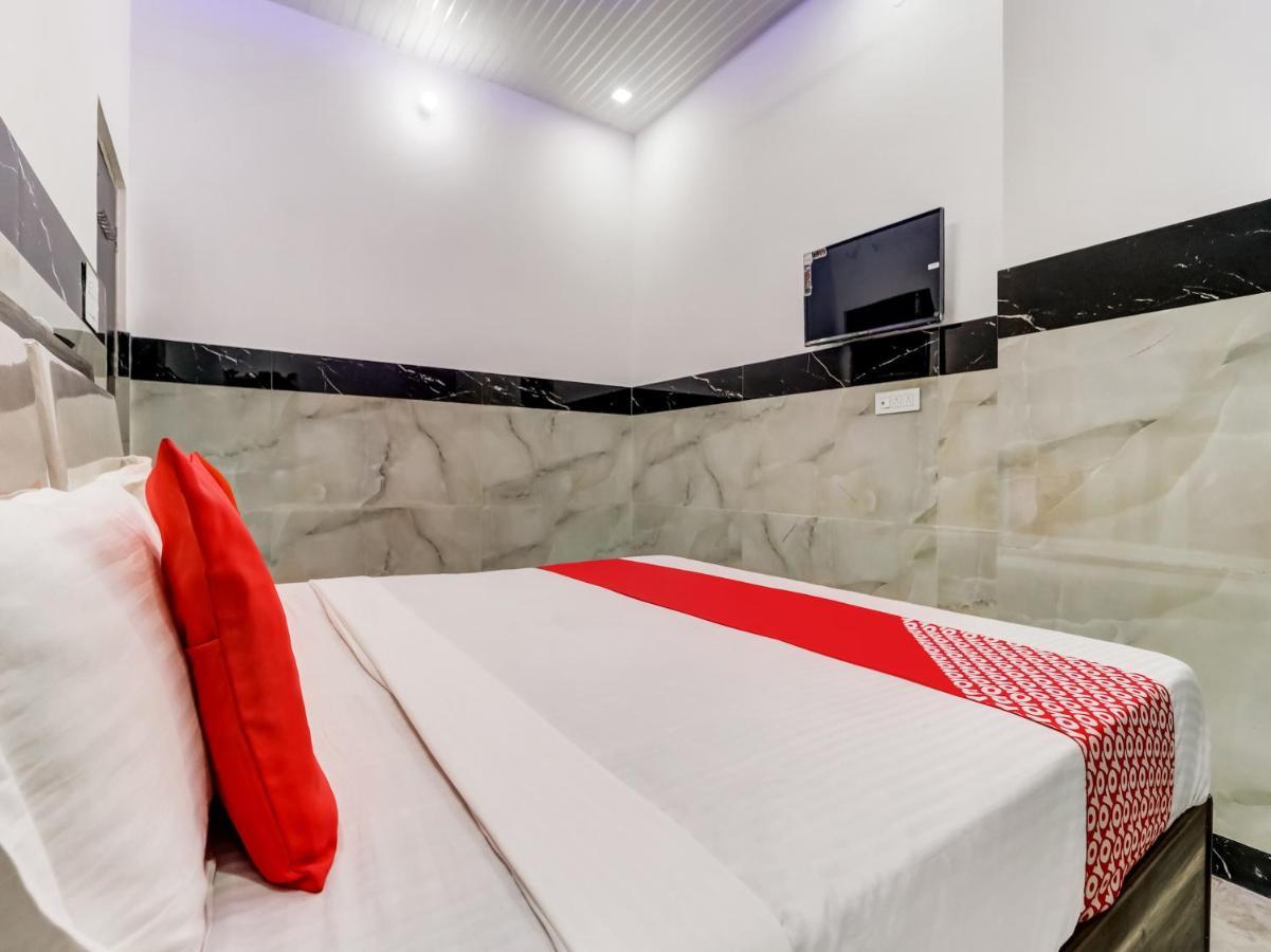 Oyo Flagship 83121 Hotel Rose Vip Sahāranpur Exterior photo